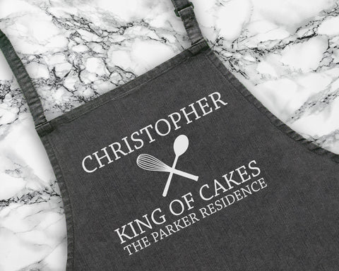 Personalised King Of Cakes Mens Apron Custom Cooking Baking Barbecue Apron BBQ Gifts For Him Dad Husband Boyfriend Apron Gift Idea AP0813